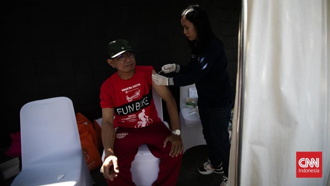 FOTO: Vaksinasi Covid-19 Gratis di CFD Jakarta