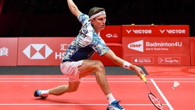 Axelsen Resmi Mundur di Semifinal Singapore Open 2024