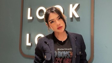 img-title Sosok Davina Karamoy Mantan Pacar Asnawi, Ternyata Punya 2 Kembaran