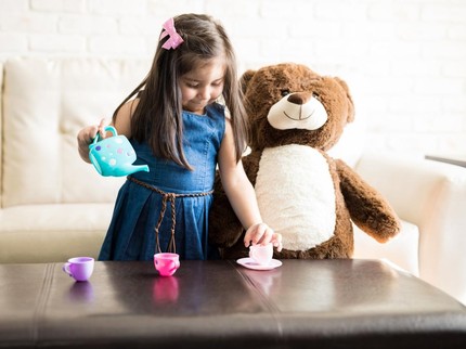 Usia Berapa Anak Biasanya Punya Teman Khayalan?