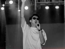 Lirik Lagu 'Samar' Masdddho Lengkap dengan Terjemahan dan Makna