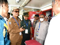 Pemprov Sulbar Launching Pelayaran PMI dari Polman ke Lahad Datu Malaysia