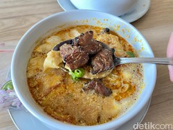 Soto Babe Tito: Maknyus! Soto Tangkar Pakai Daging Black Angus Asap