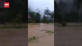 VIDEO: Banjir dan Longsor Landa Sumatera Barat, 2 Tewas