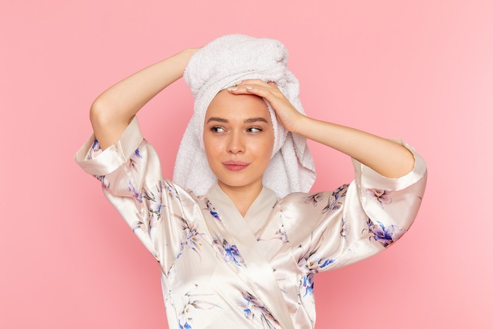 7 Rahasia Blow Rambut Tahan Lama, Simple dan Gak Ribet!