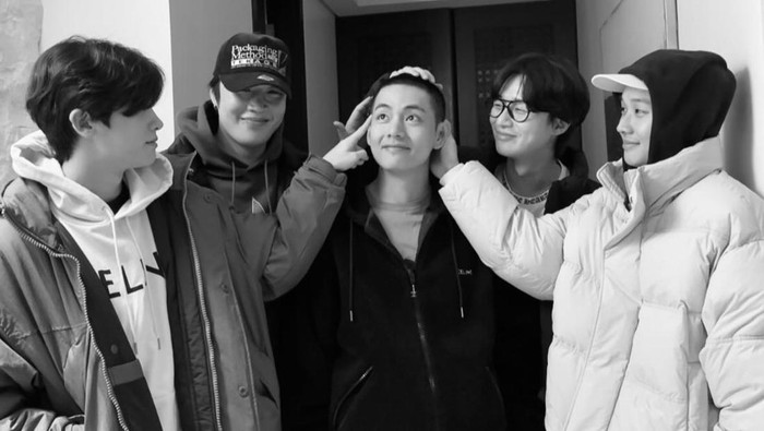 Daftar Idol K-Pop yang Resmi Mendaftar Wajib Militer di Akhir 2023