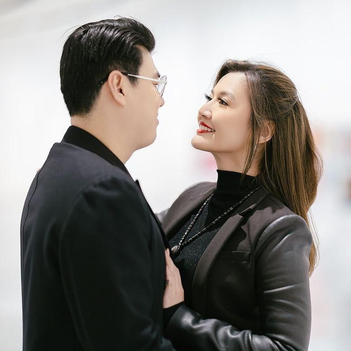 <p>Dalam postingan tersebut, pasangan tampak menikmati masa liburan ke Korea Selatan. Keduanya pun mengabadikan setiap momen di tempat-tempat terkenal di sana. (Foto: Instagram @asty_ananta)<br /><br /><br /></p>