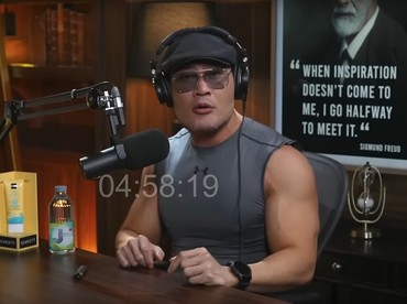 img-title Reaksi Deddy Corbuzier Saat Timothy Ronald Sebut Orang Suka Nge-Gym Otak Kosong