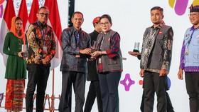 Irjen Kemenkes Raih Penghargaan 'Ahli Pembangun Integritas' dari KPK