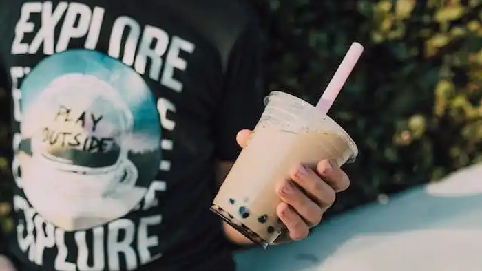 Keseringan Minum Bubble Tea, Wanita Ini Punya 300 Batu Ginjal di Tubuhnya Keseringan Minum Bubble Tea, Wanita Ini Punya 300 Batu Ginjal di Tubuhnya