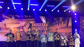 Dukung Transformasi Pendidikan, ParagonCorp Sabet Anugerah Diktiristek