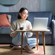 5 Freelance Job Ini Bisa Jadi Ladang Cuan Bagi Ibu Rumah Tangga, Bisa Capai 2 Digit!