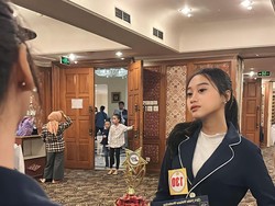 Sosok & Tampang Rebecca Wanita Viral Bakar Ijazah S1 Eks Pacar karena Helm