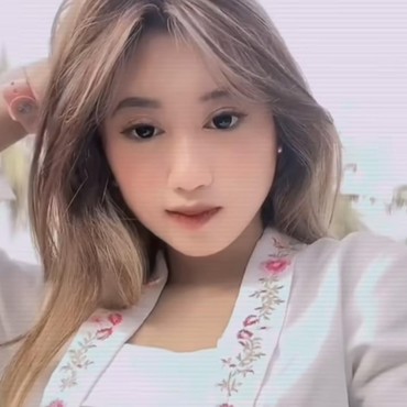 Akun Instagram Rebecca yang Viral Usai Bakar Ijazah Pacar