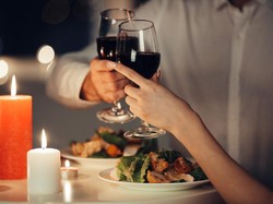 Rekomendasi Tempat Makan Malam Romantis Rayakan Valentine di Batam