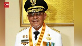 VIDEO: Gubernur Maluku Utara Ditangkap KPK, 15 Orang Diamankan