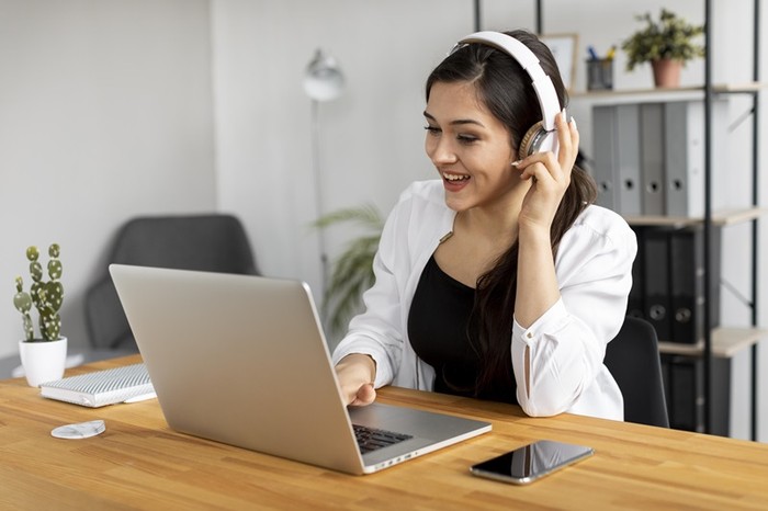 5 Freelance Job Bagi Ibu Rumah Tangga Bisa Capai 2 Digit!