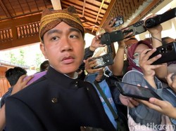 Soal Batalnya Konser K-Pop di Mangkunegaran, Gibran: Itu di Luar Pemkot