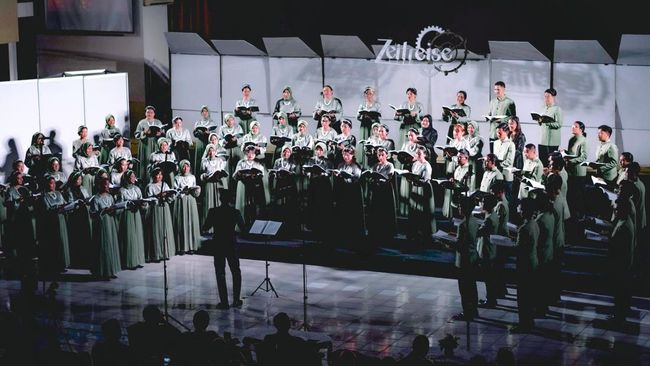 Konser 'Zeitreise: A Timeless Odyssey: Voices through Ages' ini jadi spesial karena menjadi yang pertama bagi PSM Unpad setelah sempat vakum pada 2019.