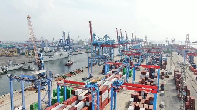 Kehadiran dua anggota dewan komisaris yang baru diharapkan dapat membawa SPTP mewujudkan visi sebagai "world class leading terminal operator".