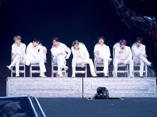 Harga Tiket Konser BTS di Korea Dijual Calo hingga Rp121 Juta