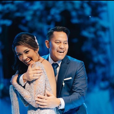 Angga Maliq & D'Essentials Lamaran, 7 Potret Melanie Putria Eks Istri Bahagia Bareng Suami