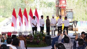 Pj Gubernur Kaltim Dampingi Jokowi Groundbreaking RS UPT Kemenkes IKN