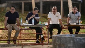 Ada Panglima TNI dan Kapolri Saat Jokowi Nikmati Malam di IKN