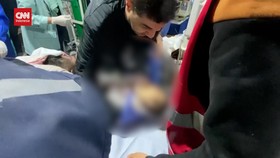 VIDEO: Bayi Baru Lahir Tewas Akibat Serangan Israel di Gaza Selatan