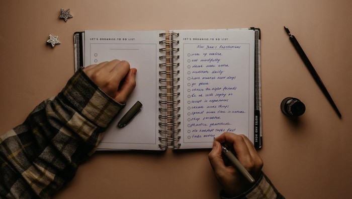 3 Alasan Sebaiknya Kamu Nggak Buat Resolusi Tahun Baru, Jangan Sampai Kesulitan!