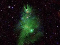 NASA Temukan Gugusan Bintang Mirip Pohon Natal