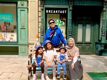 Terpopuler: Potret Akrab BCL dengan Keluarga Tiko vs Desta Belajar Puasa
