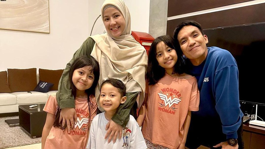 keluarga desta