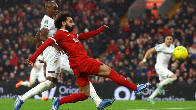 Sebanyak empat tim sudah memastikan lolos ke semifinal Carabao Cup 2023/2024 atau Piala Liga Inggris, Kamis (21/12) dini hari WIB.