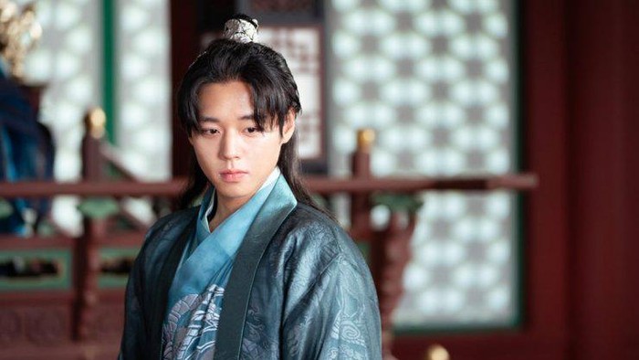 Tampil dengan Dua Kepribadian, Park Ji Hoon Comeback Lewat Drama Love Song For Illusion