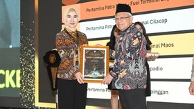 Dirut Pertamina Nicke Raih Green Leadership Utama di PROPER 2023