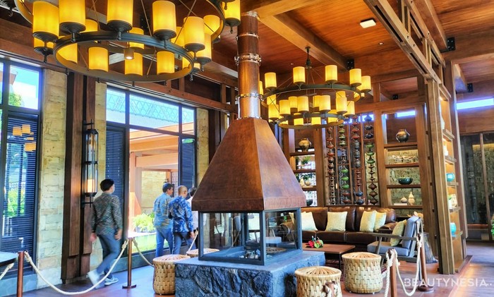 Potret Plataran Puncak