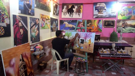 FOTO: Dinding-dinding Penjara Jadi Kanvas Lukisan Napi di Pakistan