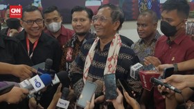 VIDEO: Sentil Pejabat Kampanye di Hari Kerja, Mahfud: Kok Boleh
