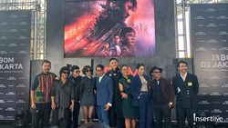 Sutradara & Pemain Ungkap Tantangan Tersulit Garap '13 Bom di Jakarta'