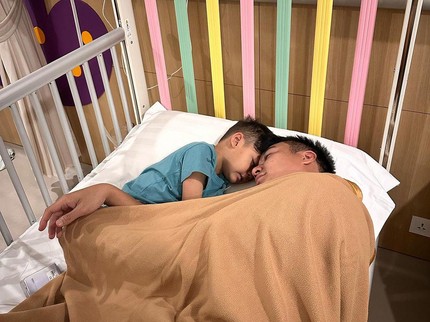 Kiano Muntah 9 Kali hingga Dirawat di RS, Baim Wong Akui Kapok Beri Anak Banyak Camilan