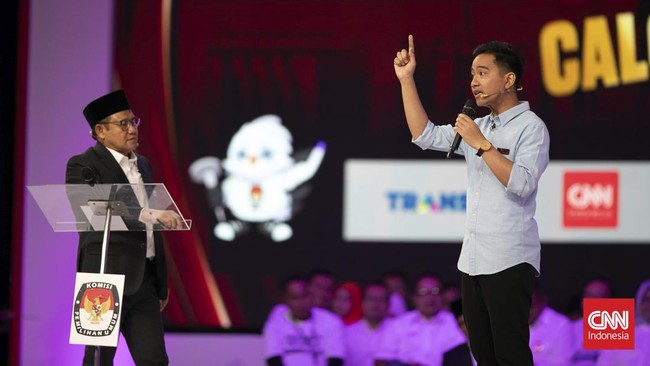 Asisten Pelatih Timnas AMIN Jazilul Fawaid menyebut tumpengan itu dilakukan untuk menghilangkan jin bukan untuk menyetujui pembangunan IKN.