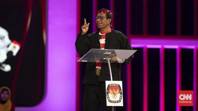 Cawapres nomor urut 3 Mahfud MD menyebut, usulan pemakzulan Presiden Joko Widodo (Jokowi) sebelum Pemilu 2024 tak mungkin terjadi.