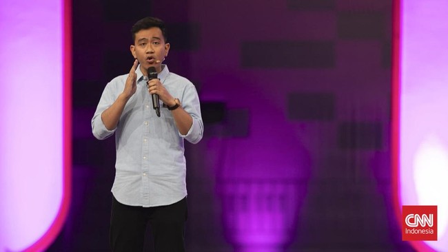 Cawapres nomor urut 2 Gibran Rakabuming menganggap Muhaimin Iskandar aneh karena menolak pembangunan IKN tetapi ingin bangun 40 kota besar seperti Jakarta.