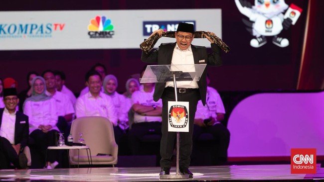 Calon Wakil Presiden nomor urut 1 Muhaimin Iskandar atau Cak Imin menjanjikan akan membangun setidaknya 40 kota baru selevel DKI Jakarta.