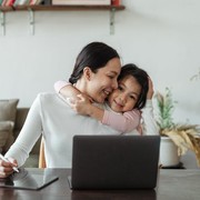 Hari Ibu 2023: Menjadi Ibu Bekerja, Ibu Tunggal dan Ibu Rumah Tangga Sama-Sama Hebat, Ini Penjelasannya!