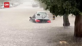 VIDEO: Badai Pasifik Melanda California, Hujan Deras hingga Banjir