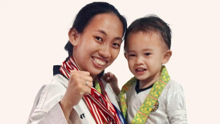 Wasit Taekwondo perempuan