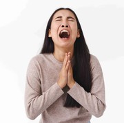 Selain Menangis Sepuasnya, Ini 5 Cara Ampuh Mengatasi Pikiran Stres yang Bisa Kamu Lakukan!