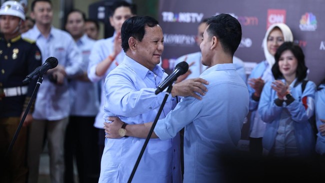 Prabowo Subianto menilai, Gibran Rakabuming berhasil tampil optimal dan menjawab pertanyaan-pertanyaan secara maksimal dalam debat cawapres, Jumat (22/12).